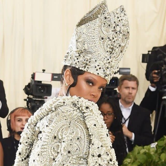 Rihanna brows Met Gala