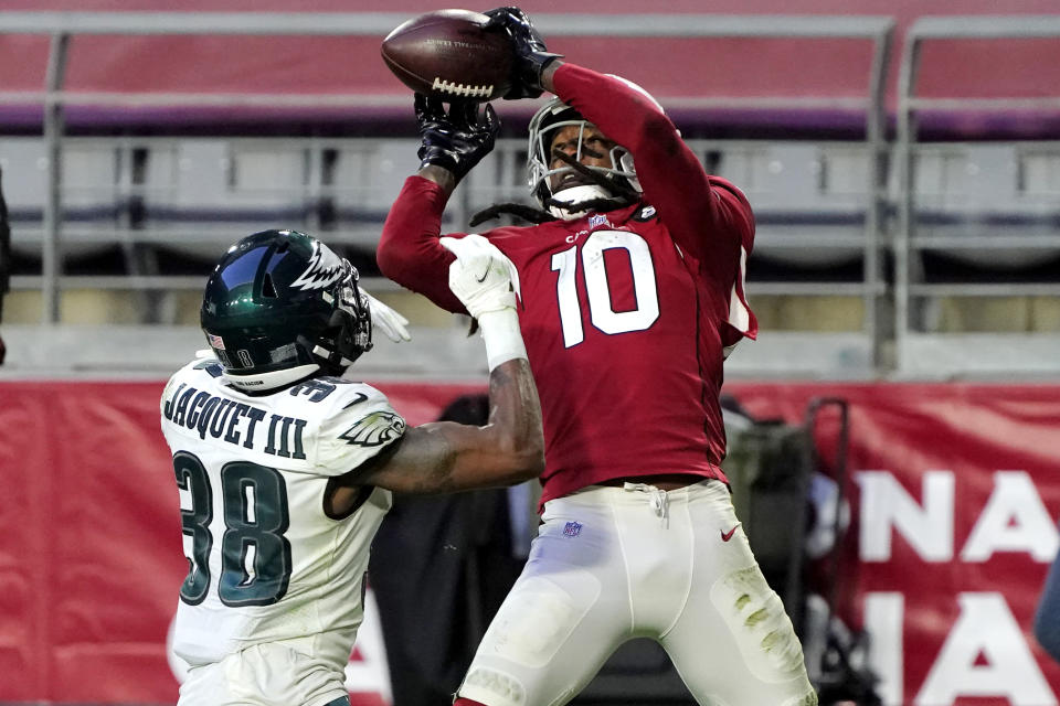 DeAndre Hopkins catches a touchdown against the Eagles last week. (AP Photo/Rick Scuteri)