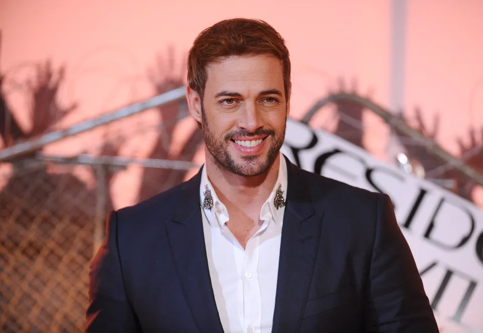 WEST HOLLYWOOD, CA - JANUARY 07:  Actor William Levy attends a photo call for 