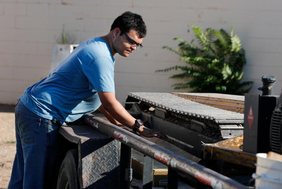 Home goes mobile: Lubbock Habitat moves new house built by Lubbock ISD ...