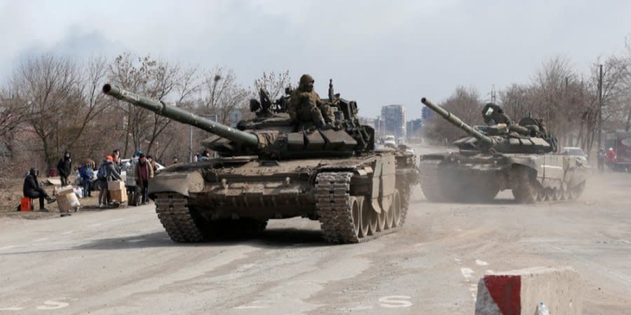 Russian tanks in Kharkiv Oblast