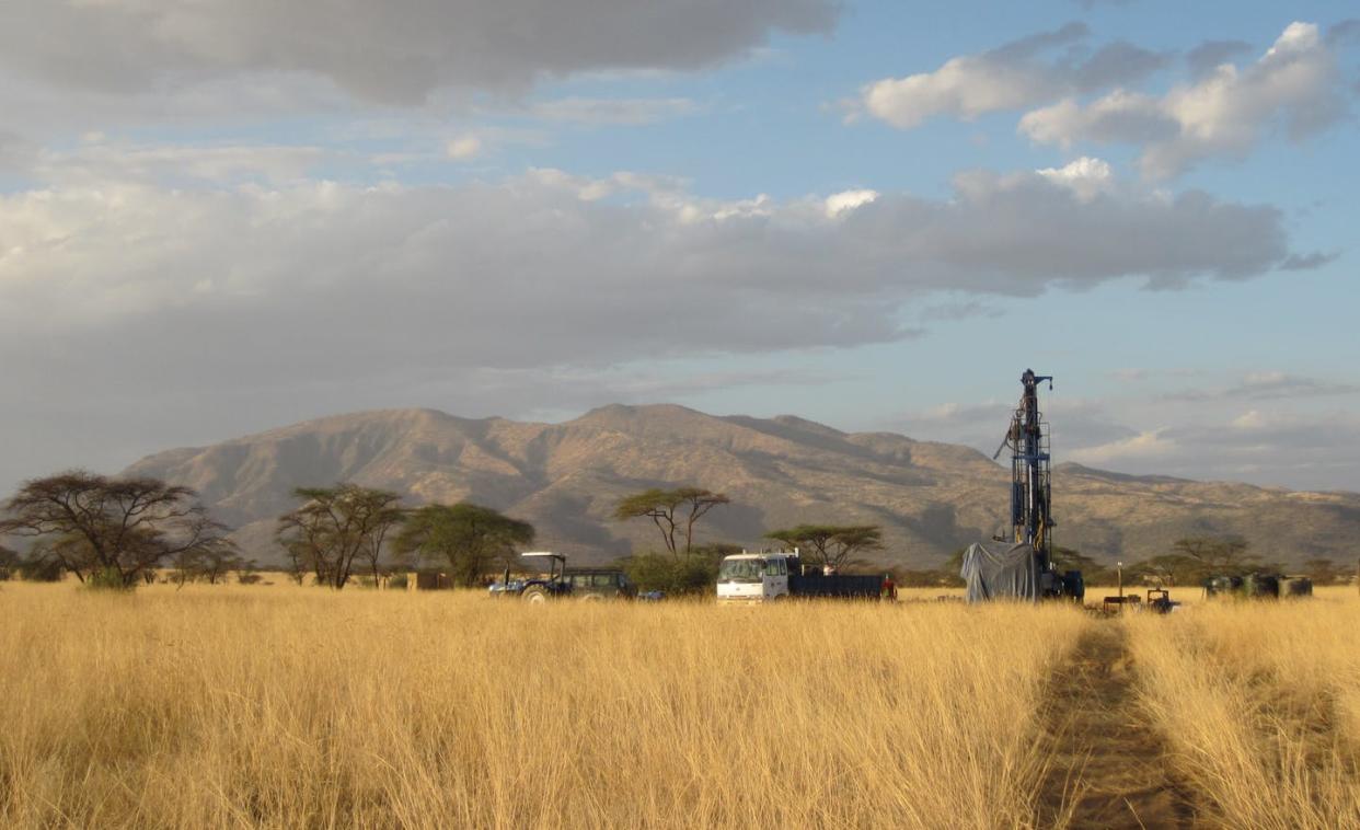 <span class="caption">Drilling 139 meters down to volcanic rock provided scientists with a million-year environmental record. </span> <span class="attribution"><span class="source">Human Origins Program, Smithsonian</span></span>