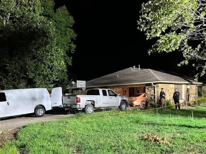 Woman and three children found dead in apparent Oklahoma murder-suicide (KTUL)