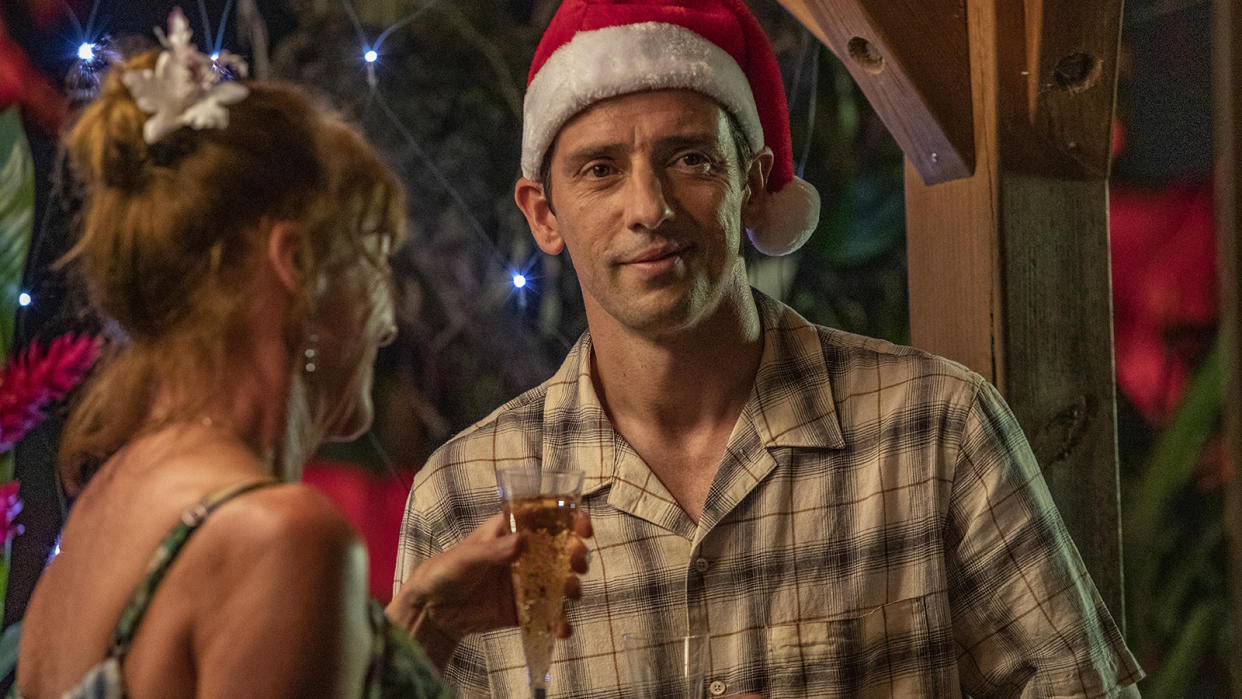  DI Neville Parker wearing a santa's hat in the Death in Paradise Christmas 2023 special. 