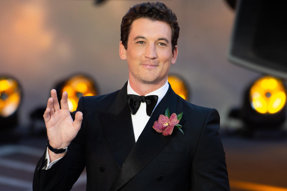 Miles Teller showcased his washboard abs in 