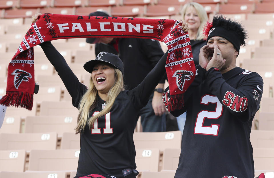 Atlanta Falcons fans have plenty of reasons to cheer entering 2018. This team should remain a fantasy fantasy-friendly group. (Curtis Compton/Atlanta Journal-Constitution via AP)