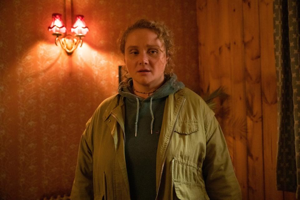 Danielle MacDonald in The Tourist S2. (Two Brothers Pictures/BBC)