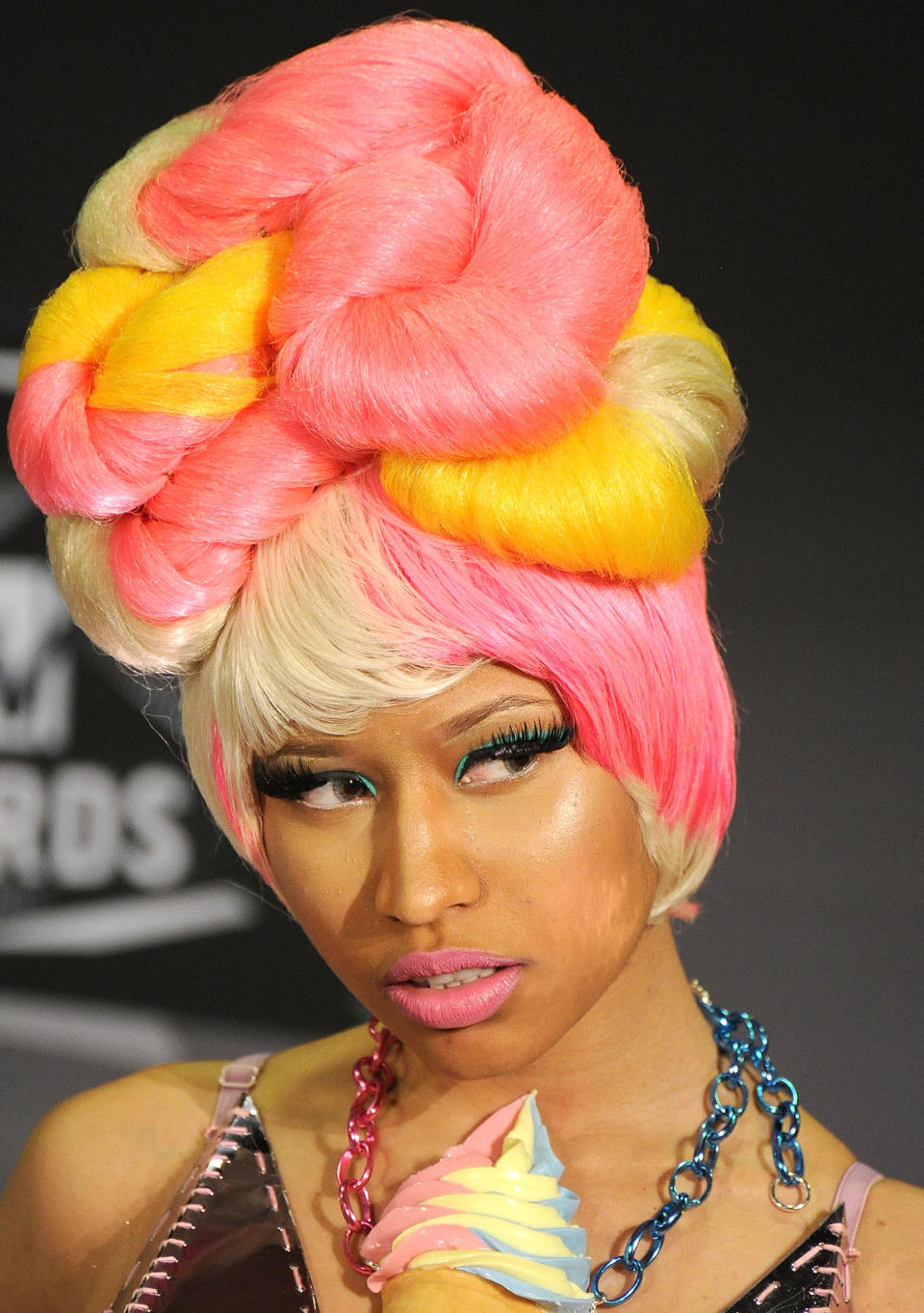 Does Nicki Minaj's hair at the 28th annual MTV Video Music Awards look yummier than that ice cream, or is it just us?