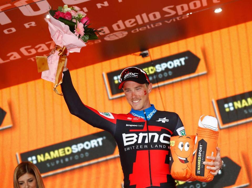 Rohan Dennis celebrates his stage win (Getty Images)