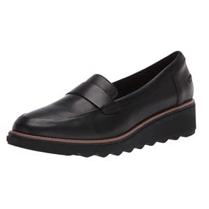 cyber-footwear-deals-extended-clarks-loafer-amazon