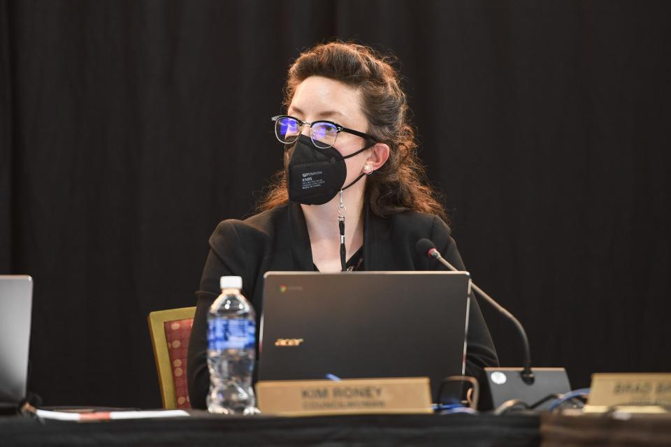 Asheville councilwoman Kim Roney, seen here at a City Council meeting in 2022, noted June 13, 2013, that the city budget did not include a $20.10 living wage.