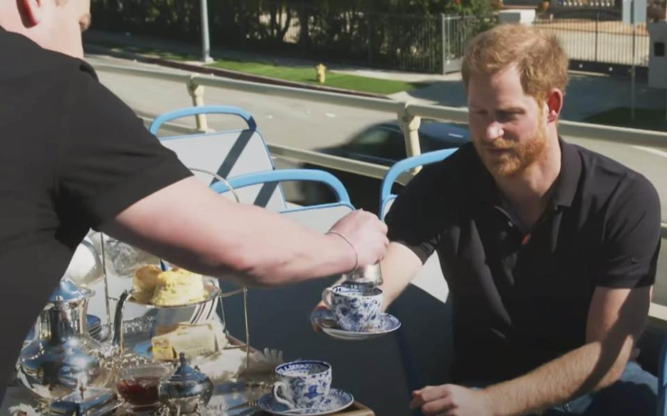 An Afternoon with Prince Harry & James Corden, Now that the Duke and Duchess of Sussex are settled into Southern California, James Corden thought it was time to show his friend Prince Harry the sights. From tea on an open top bus to visiting the "Fresh Prince of Bel Air" mansion, Prince Harry gets the tour he never dreamed of. Special thanks to Spartan for providing an incredible Spartan Race Obstacle Course to run - News Scans
