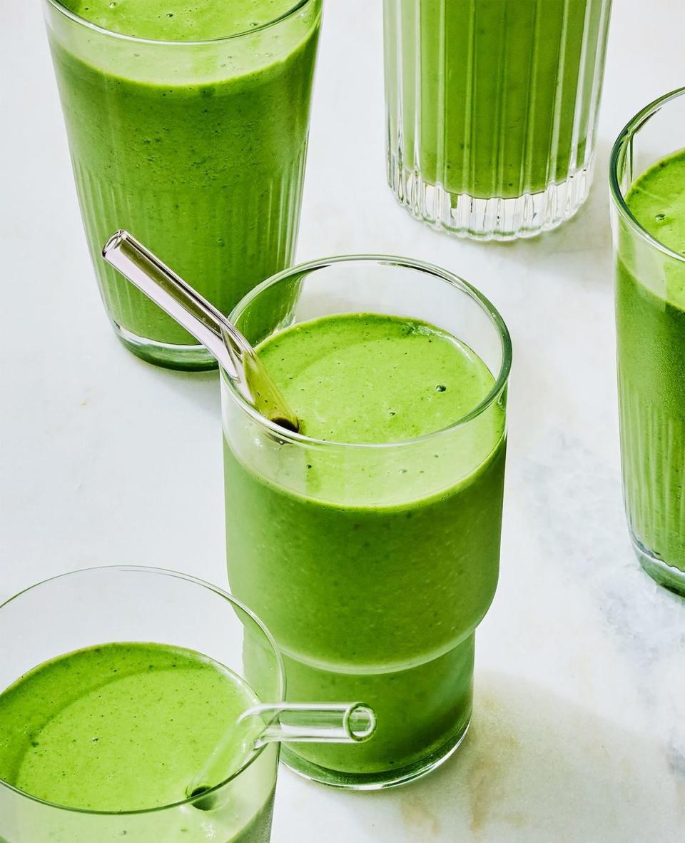 avocado spinach green smoothie