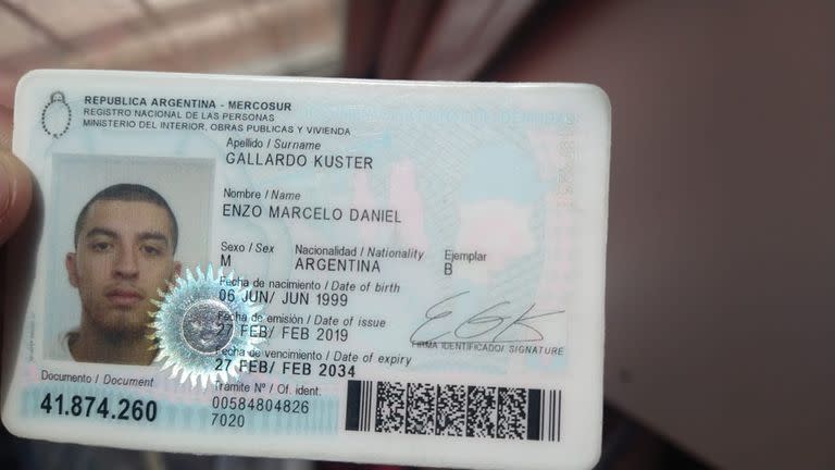 El DNI de Enzo Marcelo Daniel Gallardo