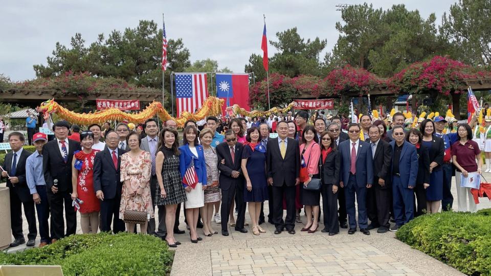 橙縣慶祝中華民國111年雙十國慶升旗典禮在爾灣市盛大舉行。（記者蕭迪玉╱攝影）