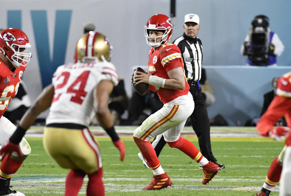 Kansas City Chiefs quarterback Patrick Mahomes drops back to pass against the San Francisco 49ers in Super Bowl LIV at Hard Rock Stadium on Feb. 2, 2020. (Photo by Focus on Sport/Getty Images)