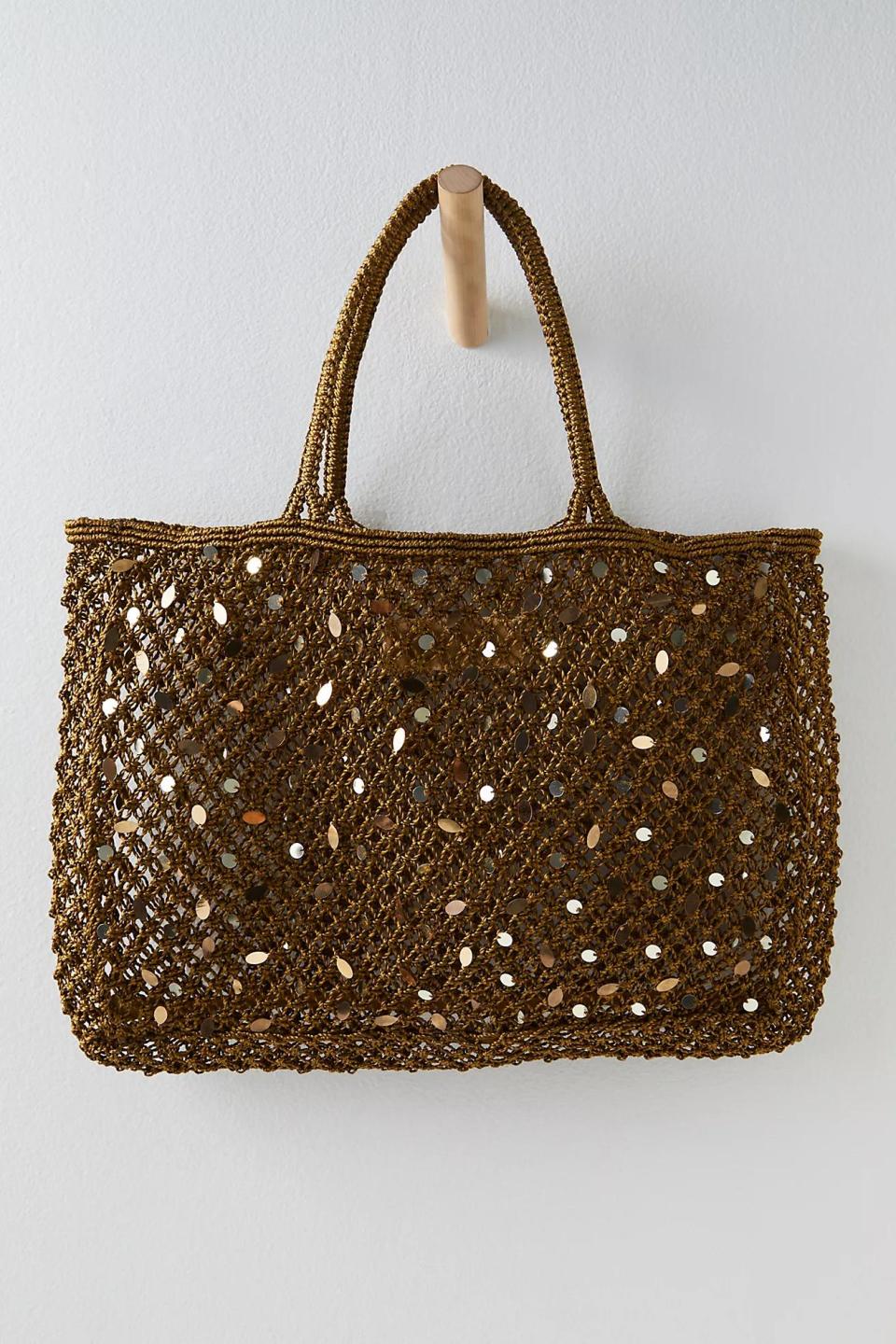 <p><a href="https://go.redirectingat.com?id=74968X1596630&url=https%3A%2F%2Fwww.freepeople.com%2Fshop%2Fcampari-net-tote%2F&sref=https%3A%2F%2Fwww.townandcountrymag.com%2Fstyle%2Ffashion-trends%2Fg60582384%2Fbest-summer-bags%2F" rel="nofollow noopener" target="_blank" data-ylk="slk:Shop Now;elm:context_link;itc:0;sec:content-canvas" class="link ">Shop Now</a></p><p>Campari Net Tote</p><p>freepeople.com</p><p>$128.00</p>