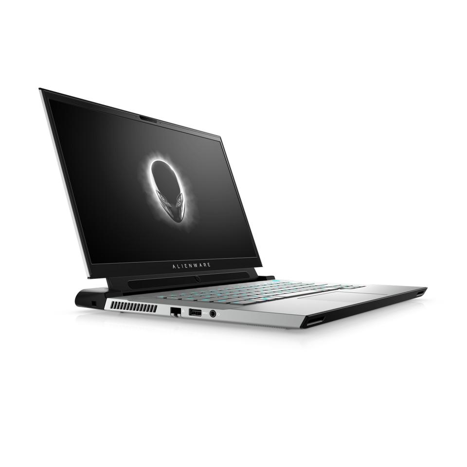 Alienware M15