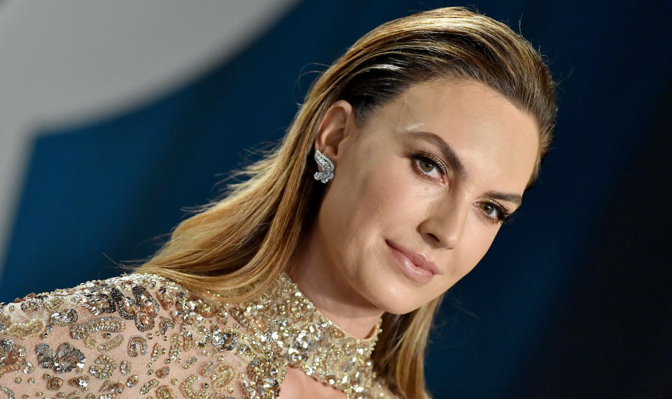 Elizabeth Chambers attends the 2020 Vanity Fair Oscar Party  (Axelle/Bauer-Griffin / FilmMagic)