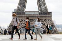 Paris Eiffel tower evacuated