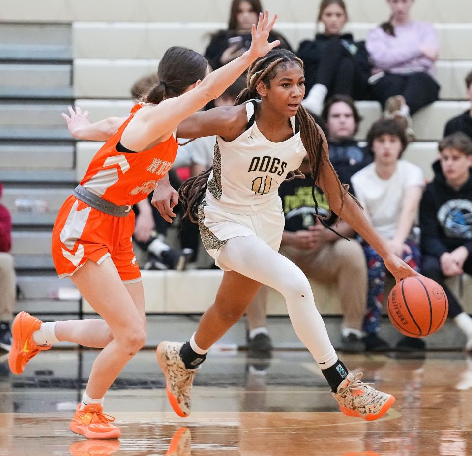 Lapel Bulldogs Laniah Wills (11) rushes up the court Tuesday, Dec. 19, 2023, during the game at Lapel High School in Lapel. The Hamilton Heights Huskies defeated the Lapel Bulldogs, 53-41.