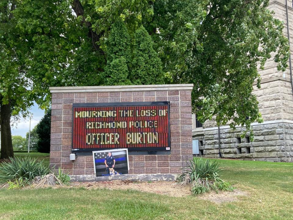 The message board outside the Wayne County Courthouse mourns Sunday's death of Richmond Police Department Officer Seara Burton.