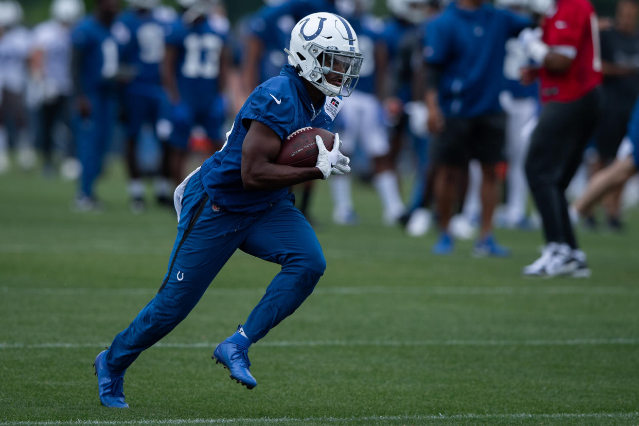 INDIANAPOLIS, IN - MAY 29: Indianapolis Colts running back Marlon Mack (25) runs through a drill during the Indianapolis Colts OTA on May 29, 2019 at the Indiana Farm Bureau Football Center in Indianapolis, IN. (Photo by Zach Bolinger/Icon Sportswire via Getty Images)