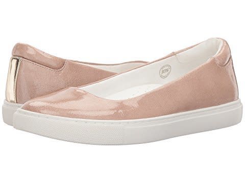 Get it at <a href="https://www.zappos.com/p/kenneth-cole-new-york-kassie-nude-patent/product/9012349/color/63200" target="_blank">Zappos</a>.