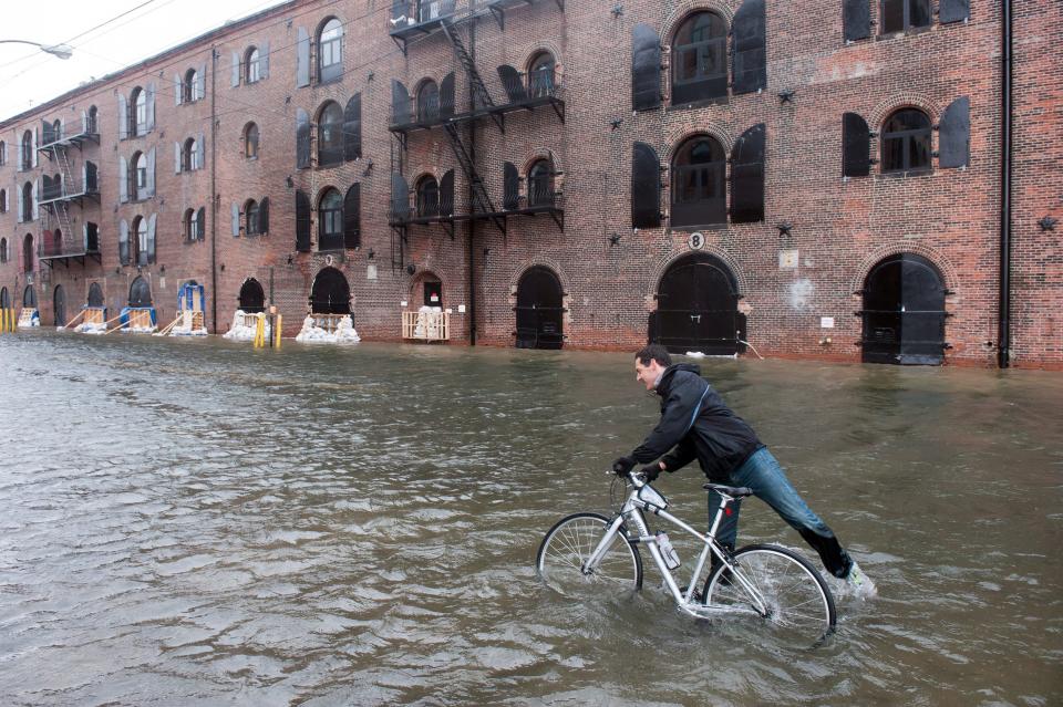 Überschwemmungen in Brooklyn, New York, nach dem Hurricane Sandy. - Copyright: New York Daily News/Getty Images