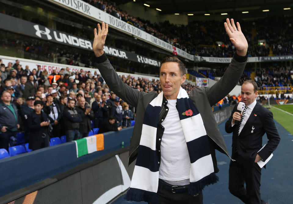 LONDON, ENGLAND - OCTOBER 29: Steve Nash walks round the pitch at half time during the Premier League match between Tottenham Hotspur and Leicester City at White Hart Lane on October 29, 2016 in London, England.  (Photo by Tottenham Hotspur FC/Tottenham Hotspur FC via Getty Images)