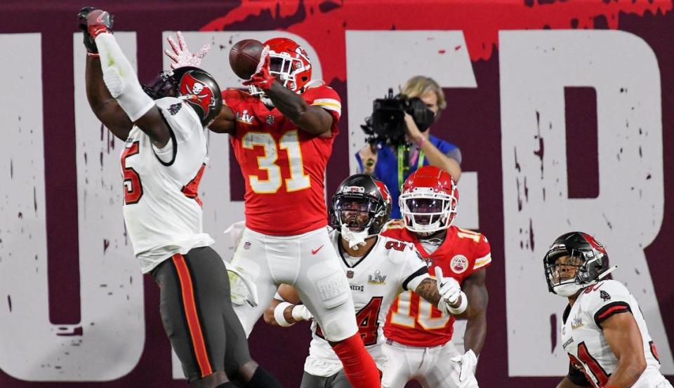 Kansas City Chiefs running back Darrel Williams couldn’t grab the pass thrown by a pressured and falling Kansas City Chiefs quarterback Patrick Mahomes in the fourth quarter of the Kansas City Chiefs game against the Tampa Bay Buccaneers in Super Bowl LV at Raymond James Stadium in Tampa, Sunday, Feb. 7, 2021. The Buccaneers defeated the Chiefs 31-9.