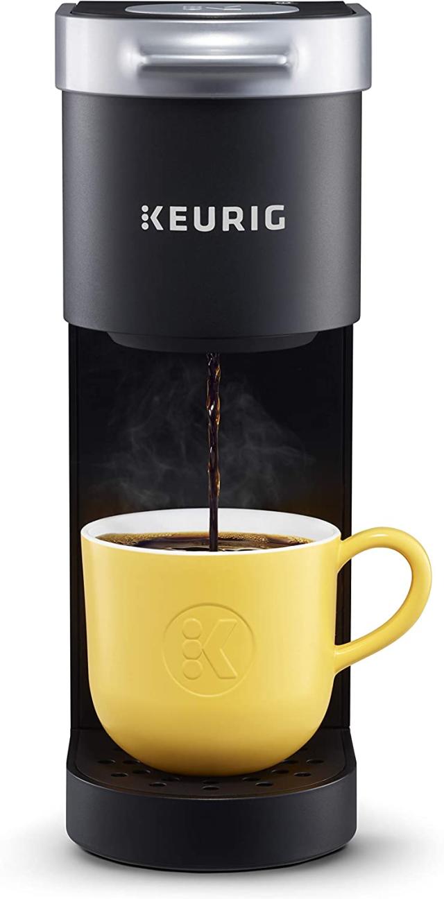 Holstein Housewares 5 Cup Coffee Maker - Space-Saving Design, Auto Pause  and Serve, Removable Filter Basket, and Full View Water Window - Perfect  for Brewing Rich-Tasting Coffee at Home - Black 