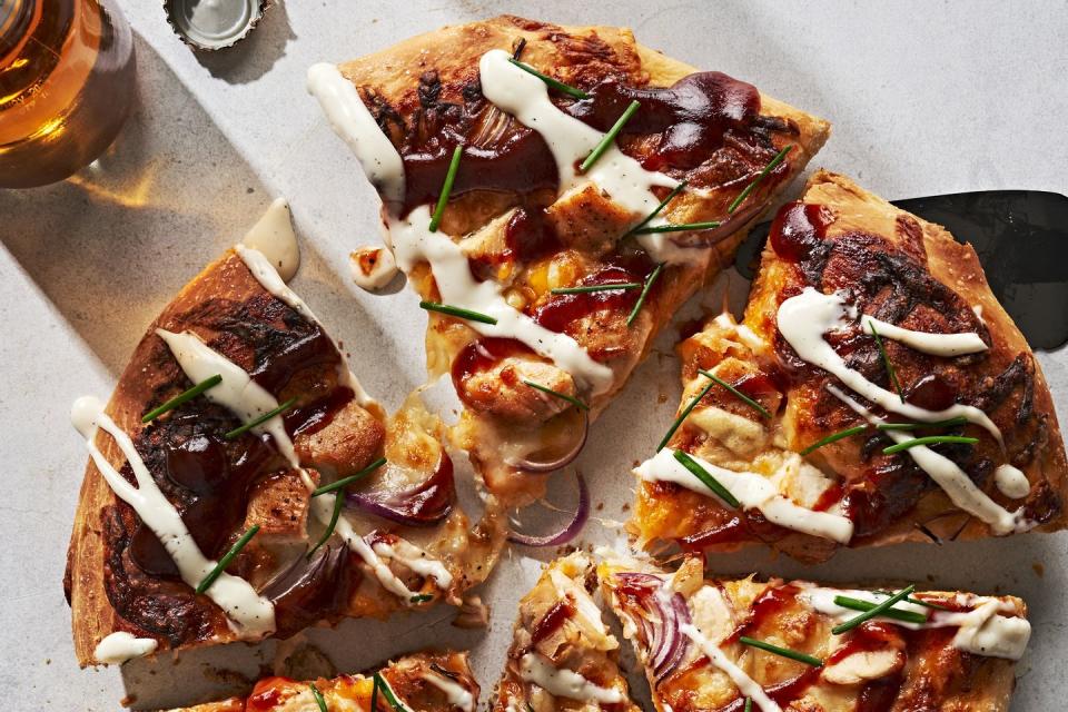 bbq chicken skillet pizza