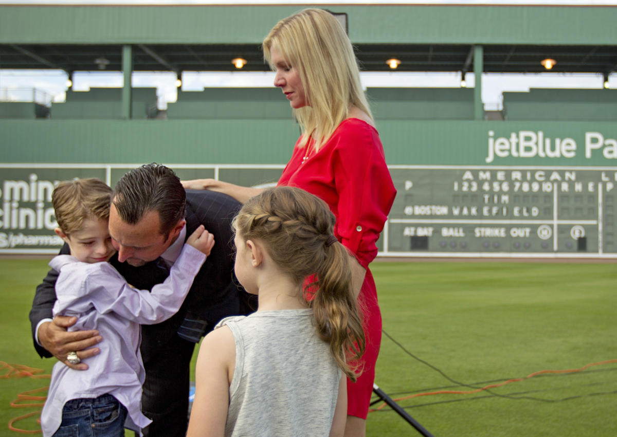 Stacy Wakefield, esposa del exjugador de los Medias Rojas Tim Wakefield, murió de cáncer de páncreas