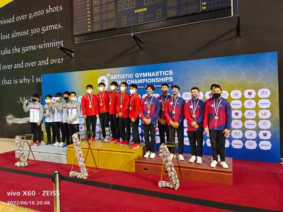 中華體操男團在卡達杜哈亞洲體操錦標賽順利鍍銅。（翻攝自林育信臉書）