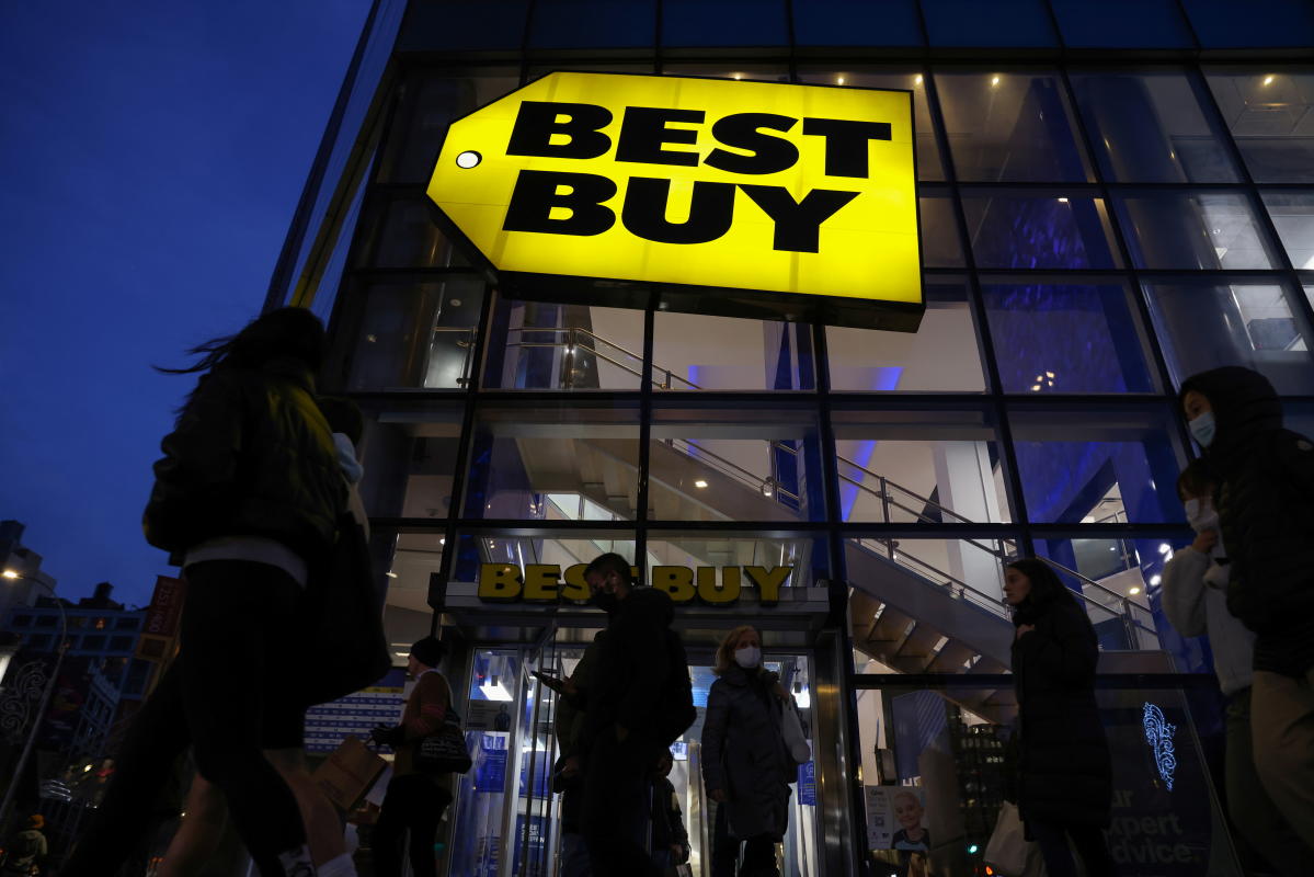 Walmart earnings included a warning for Best Buy investors