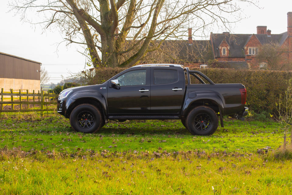 Isuzu D-Max Arctic Trucks AT35