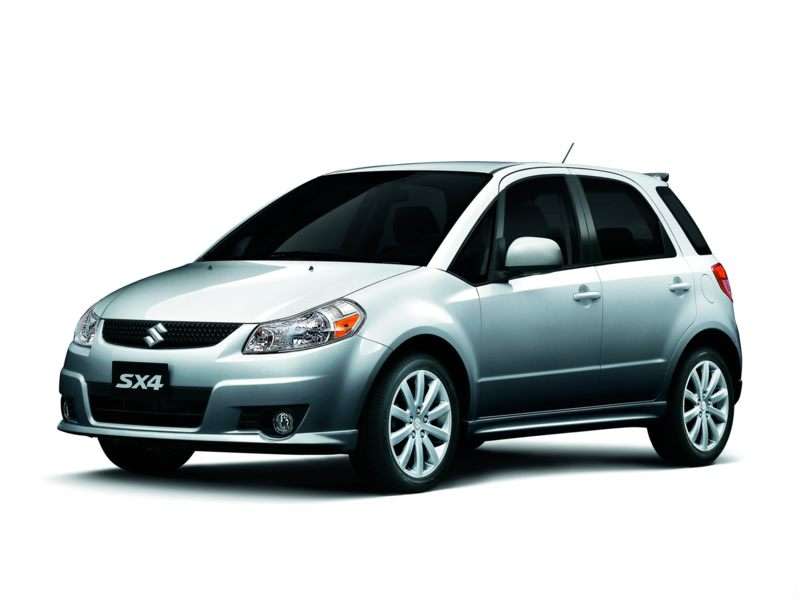 2013 Suzuki SX4 photo