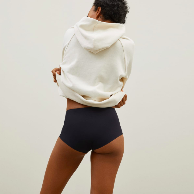 The Invisible High-Rise Hipster Black – Everlane