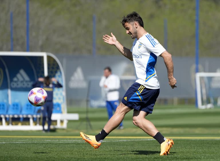 Marcelo Saracchi será titular como lateral izquierdo de Boca ante Belgrano por la convocatoria de Fabra al seleccionado colombiano