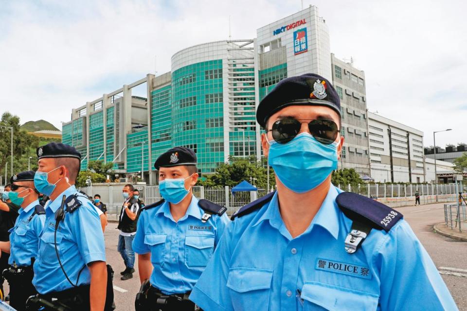 港蘋遭港警搜查，各界憂台蘋也步上後塵。（達志影像）