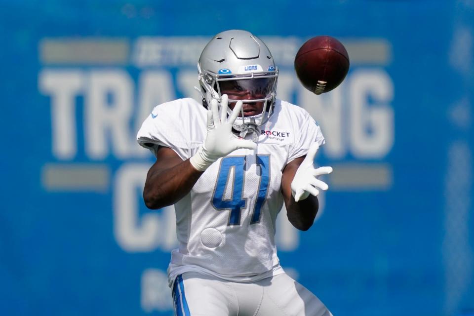 Detroit Lions running back Jason Huntley catches a pass during drills at training camp practice, Monday, Aug. 17, 2020, in Allen Park.