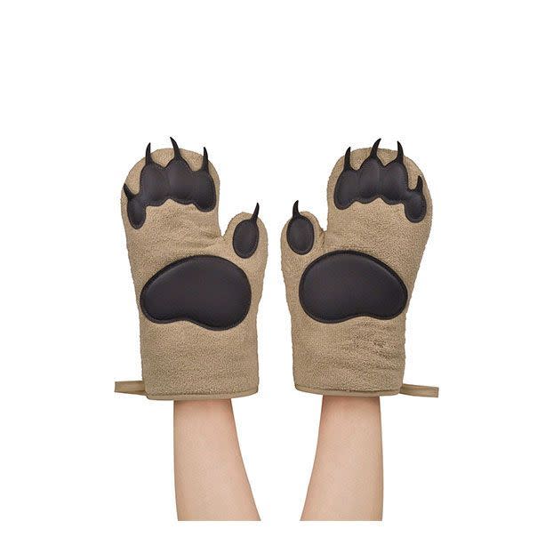 5) Fred and Friends Oven Mitts Bear Hands