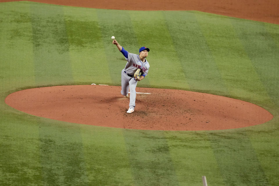 New York Mets starting pitcher Kodai Senga throws during the third inning of the team's baseball game against the Miami Marlins, Wednesday, Sept. 20, 2023, in Miami. (AP Photo/Lynne Sladky)