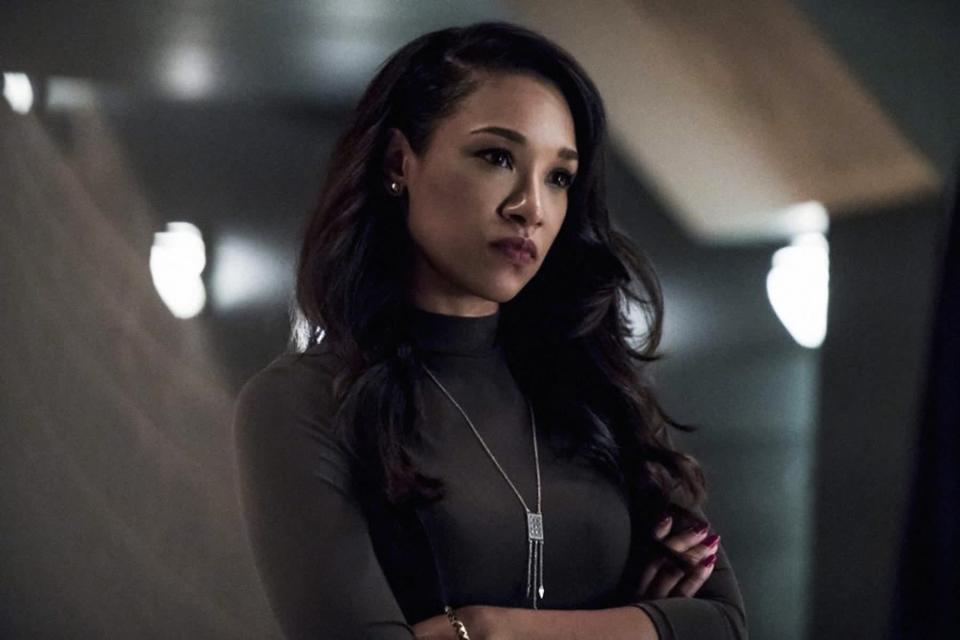 THE FLASH, Candice Patton, 'The Present',  (Season 3, ep. 309, aired Dec. 6, 2016). photo: Katie Yu / The CW / Courtesy: Everett Collection