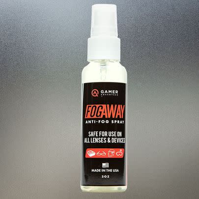 An anti-fog lens spray