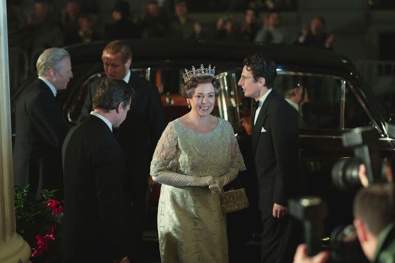 Olivia Colman como la reina Isabel II en The Crown. 