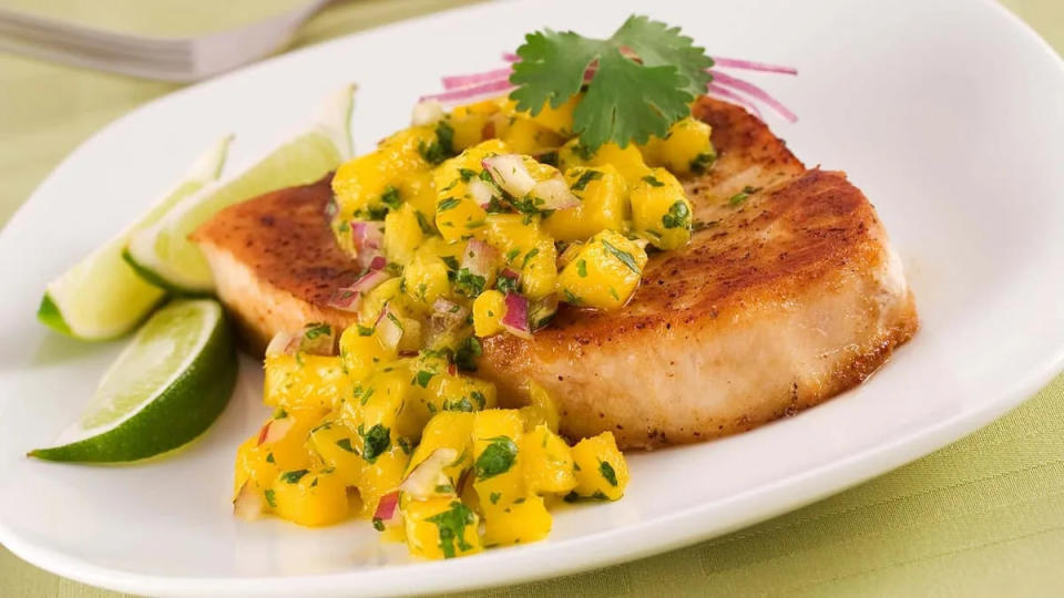 Recetas para preparar filete de pescado con salsa de mango