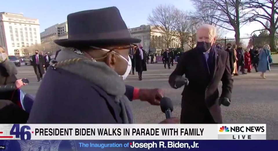 <p>Joe Biden fist-bumps Al Roker during inaugural parade</p> (TODAY Show / NBC)