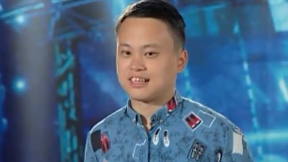 William Hung auditioning in American Idol.